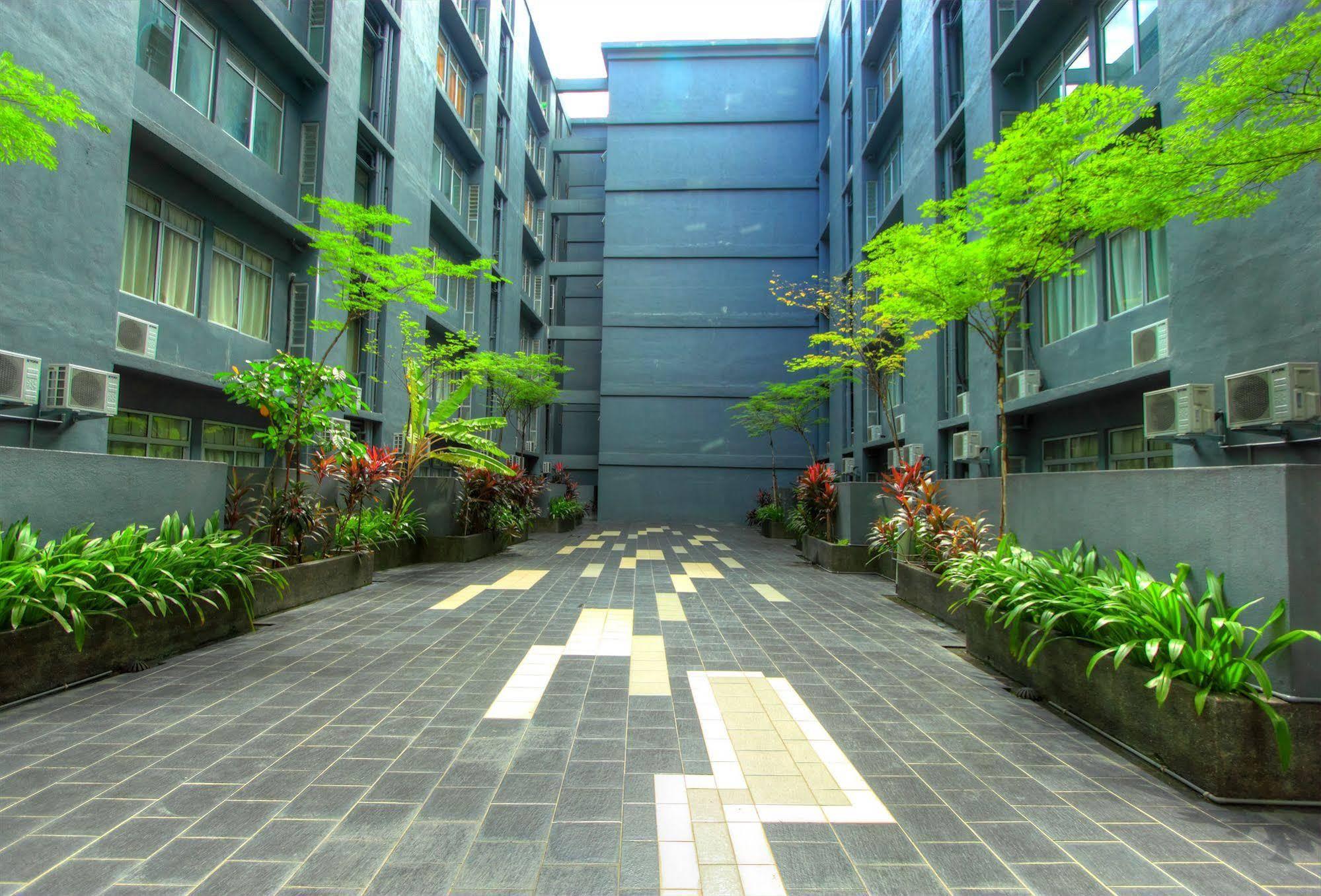 Oyo 90150 City Campus Lodge & Hotel Kuala Lumpur Exterior photo